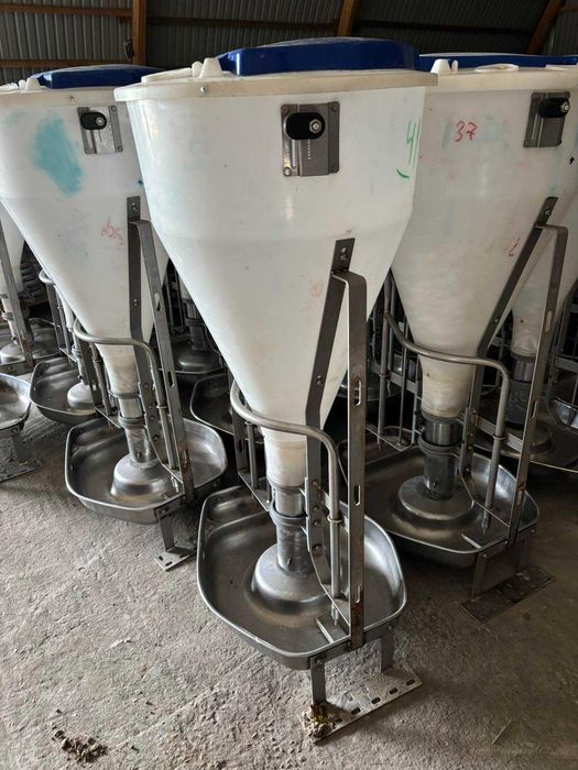 Годівниці для поросят