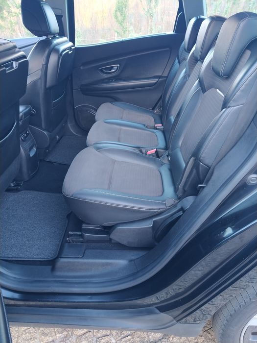 Renault Grand Scenic 1.6 DCI (7 lugares)