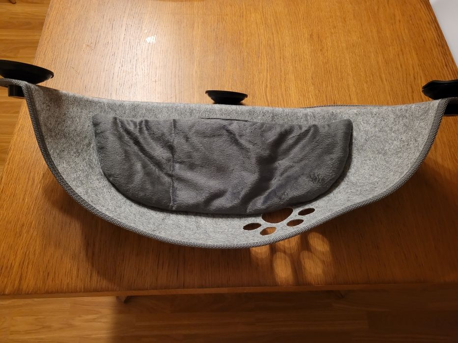 Cama suspensa para gato Nova
