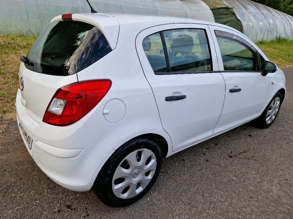 Opel Corsa 1.2 Gasolina 2013, ver localização