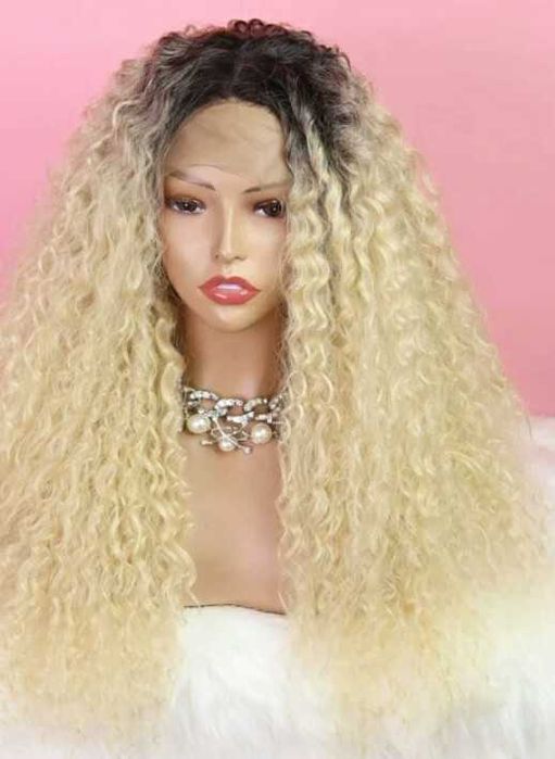 Peruka kręcona,lace front, długa