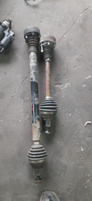 Półoś przeguby prawa lewa vw caddy 2.0 sdi