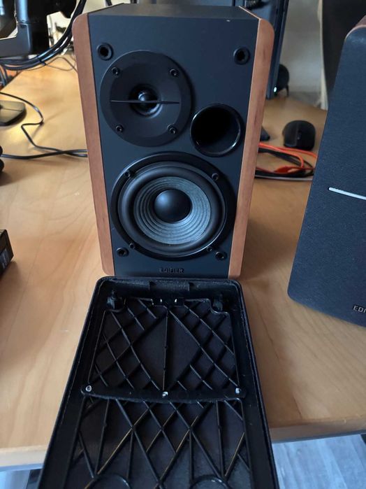 Colunas Bluetooth Edifier R1280DBs + Subwoofer Edifier T5