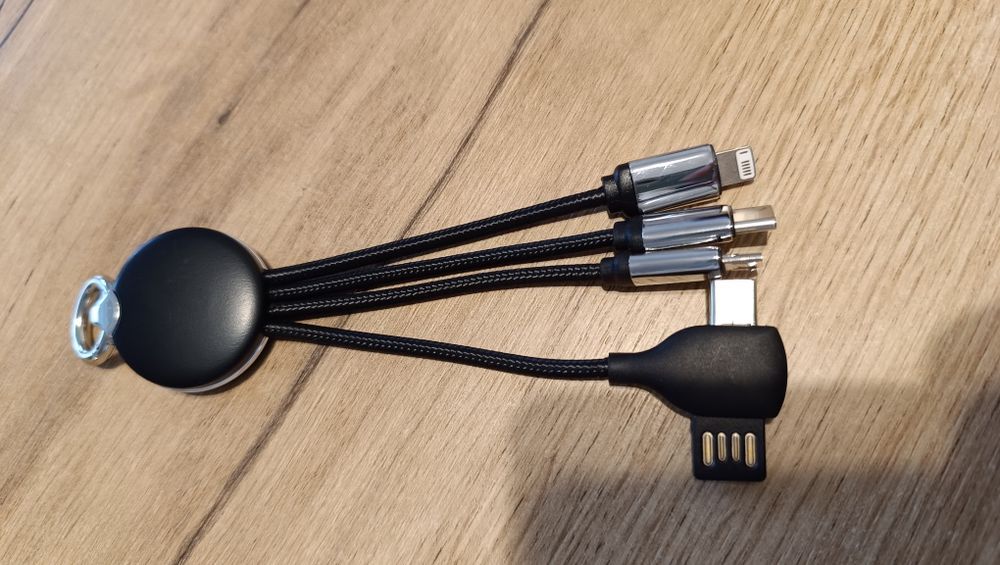 Stylowy Zestaw Power Set powerbank power bank rozgałęźnik krótki