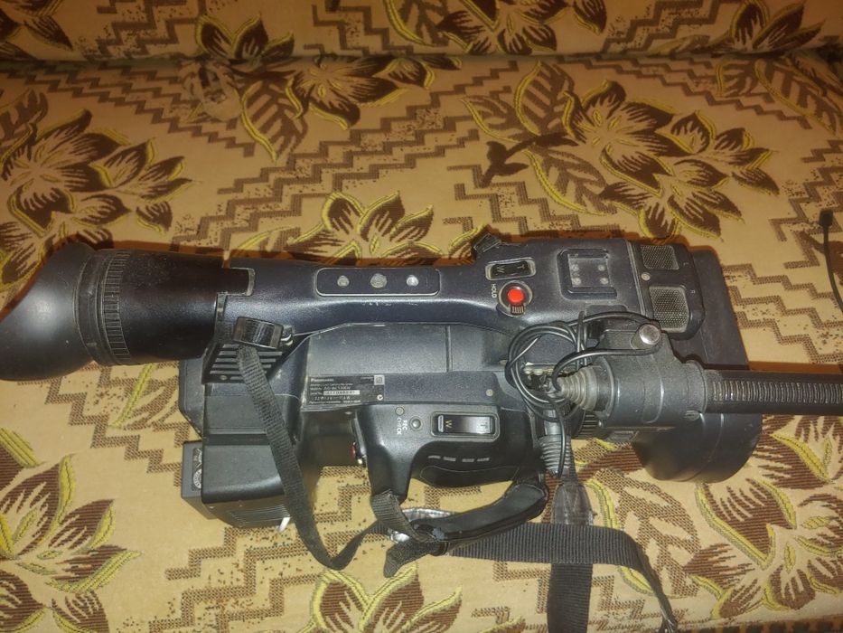 Відеокамера FullHD Panasonic AG-AC130EN
