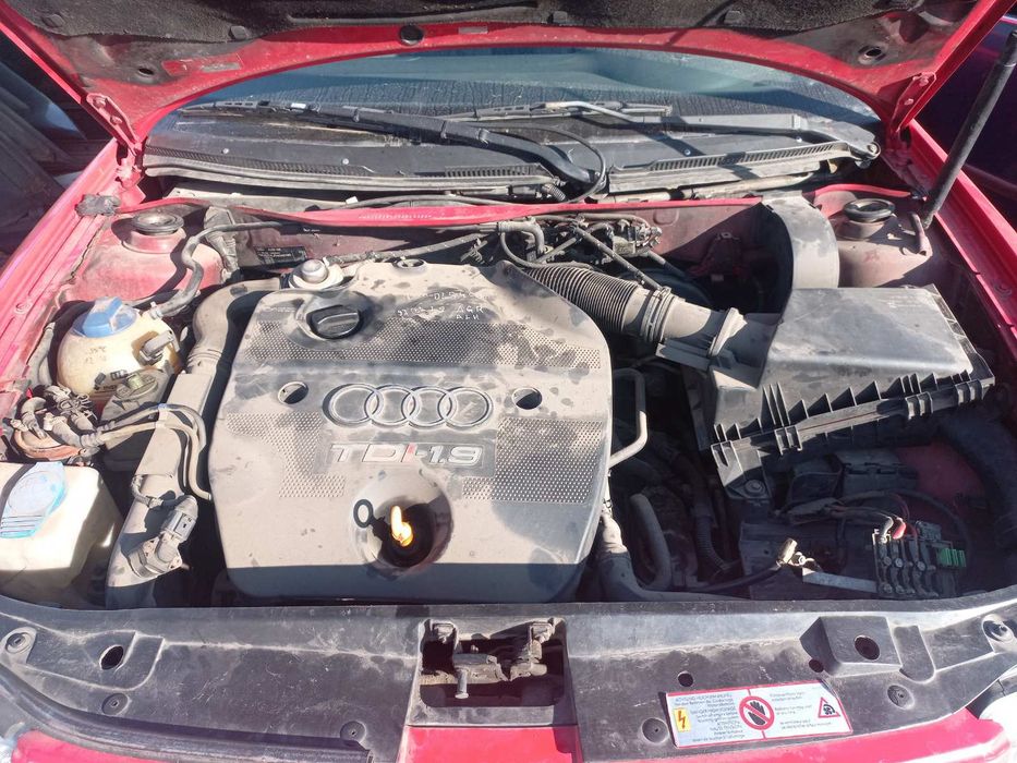 Розбираєця Audi Ауді A3 98р