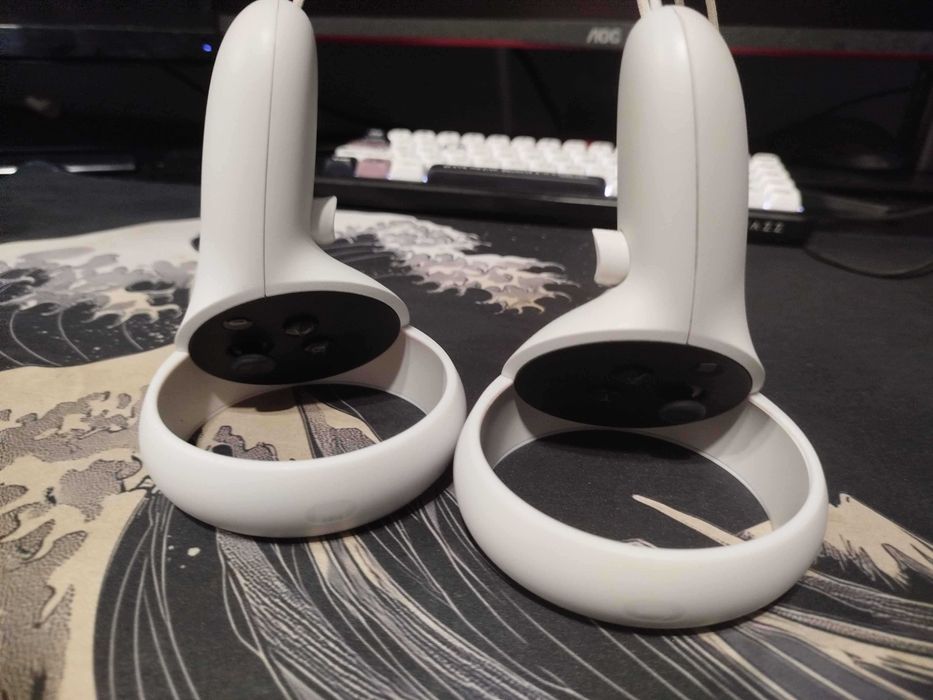 Meta Quest 2 + dodatki – stan bardzo dobry!