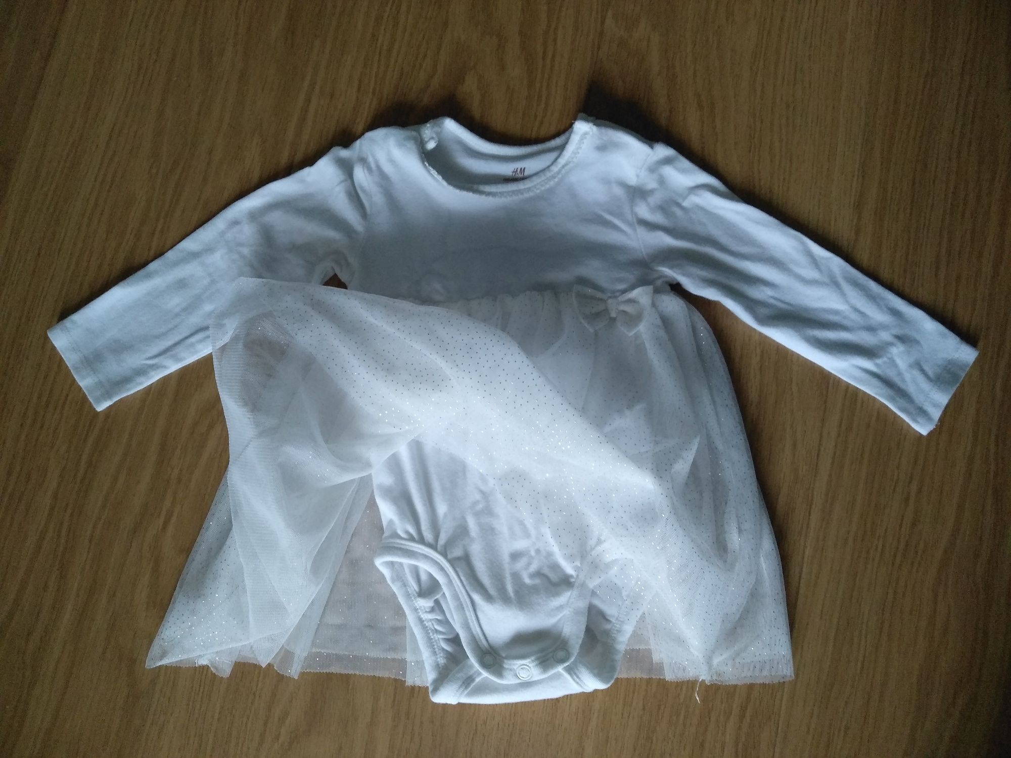 Sukienka, sukieneczka H&M biała tiulowa święta chrzest rozmiar 74