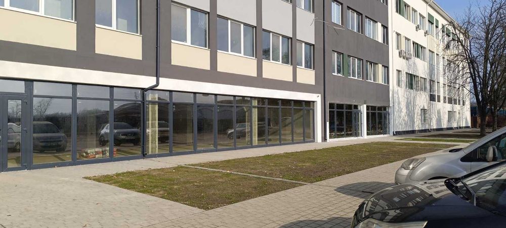 Комерційне приміщення в Ужгороді від забудовника — АК Тиса Renovation