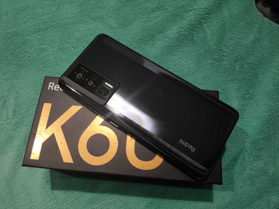 Xiaomi Redmi K60 8/256 ГБ в идеальном состоянии