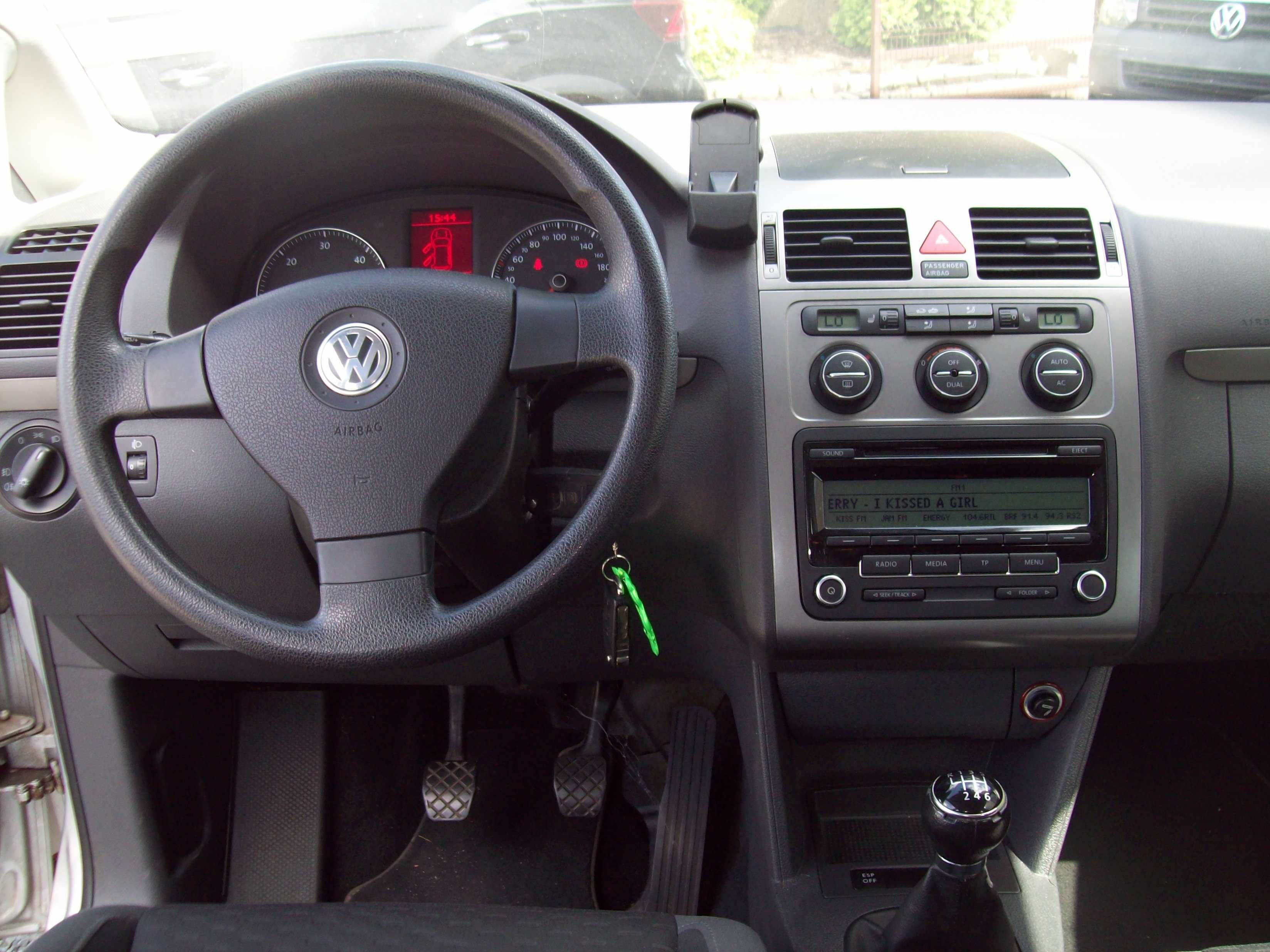 VW TOURAN 1,9 TDI/stan b.dobry/klimatronik