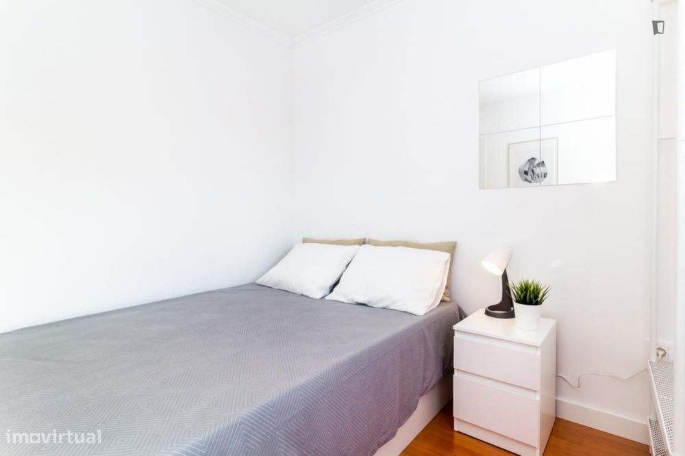 Quarto - localizado em Marvila Lisbon