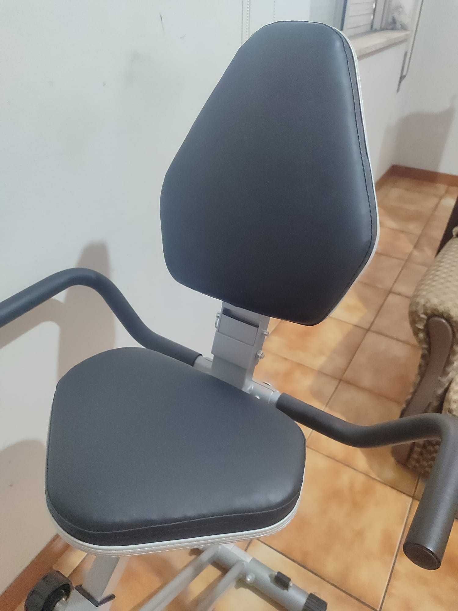 | OPORTUNIDADE | Bicicleta Estática Dual FIT