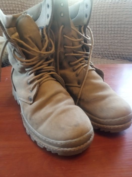 Зимові чоботи 42р