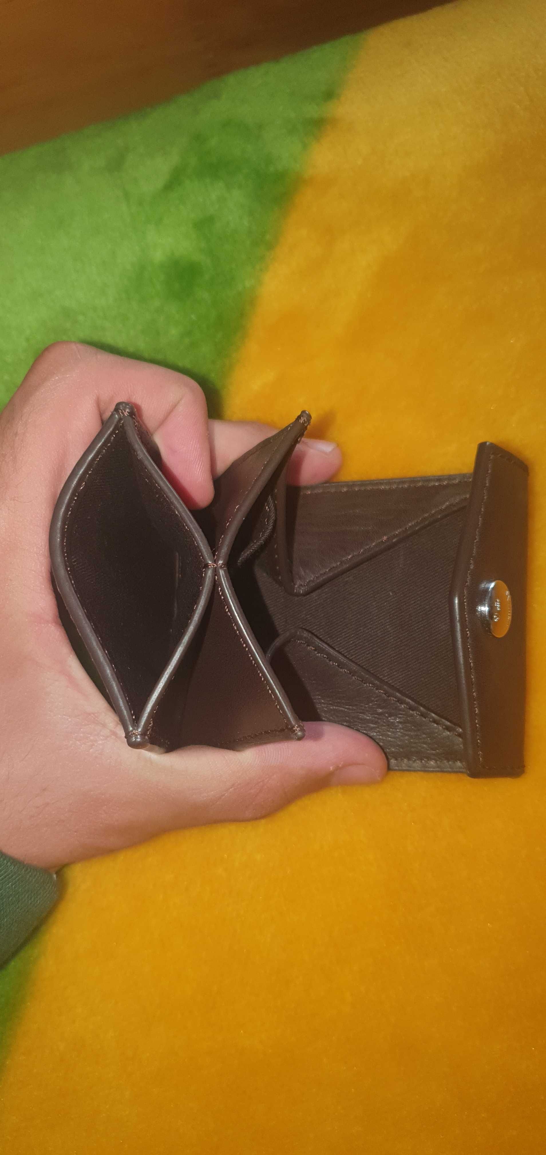Porta moedas Massimo Dutti