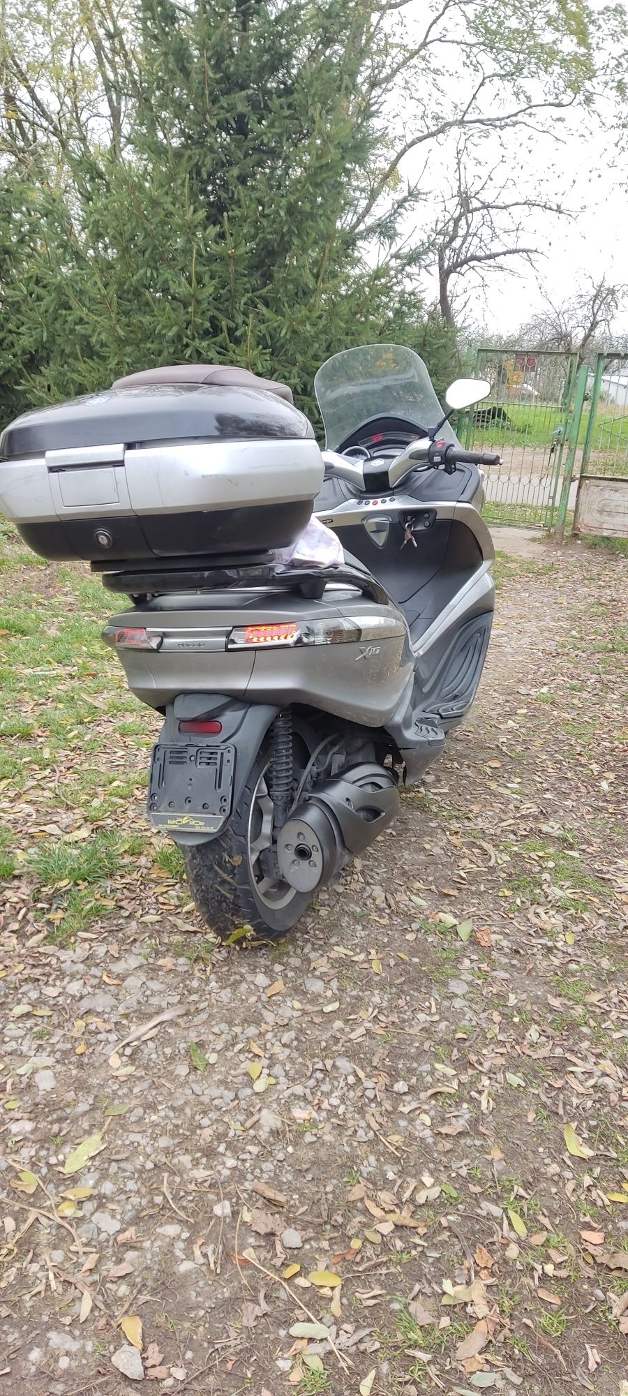 Piaggio X10 350 maxi skuter tylko 28500 km