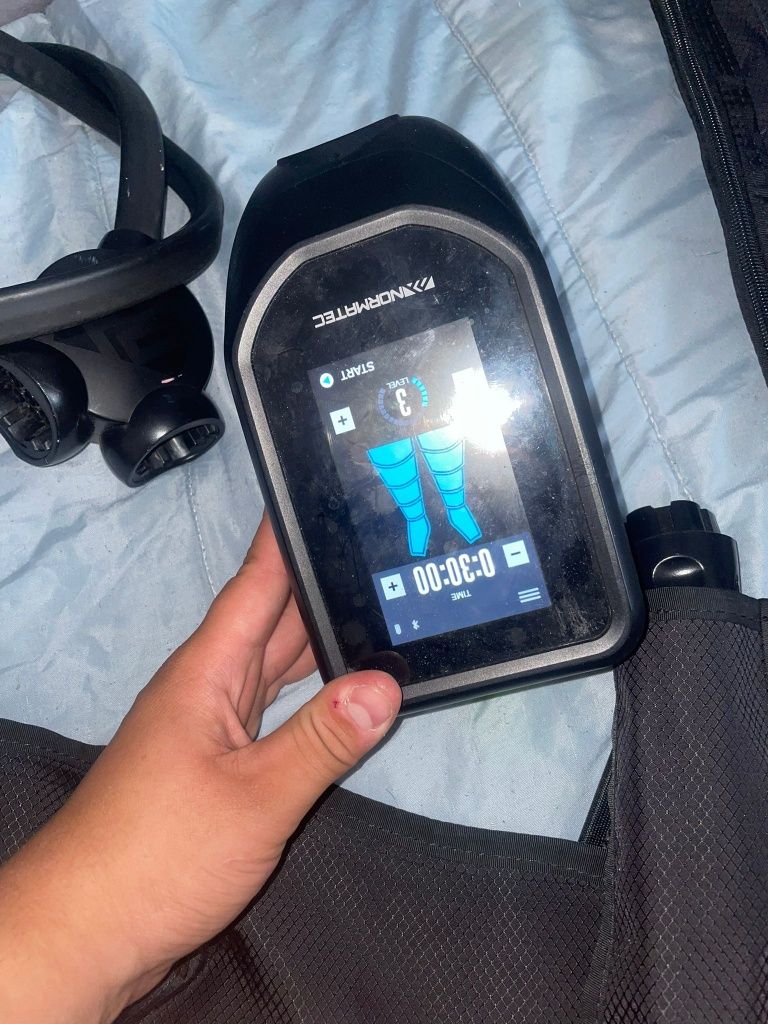 Máquina de pressoterapia com mala
