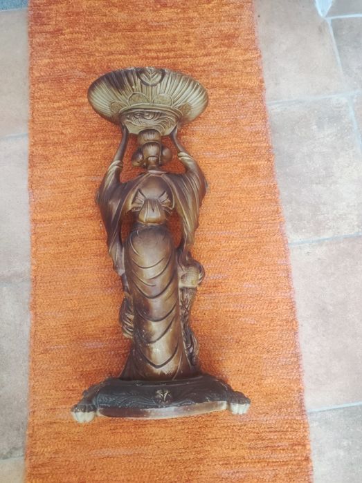 Cinzeiro decorativo vintage em madeira  Geisha japonesa