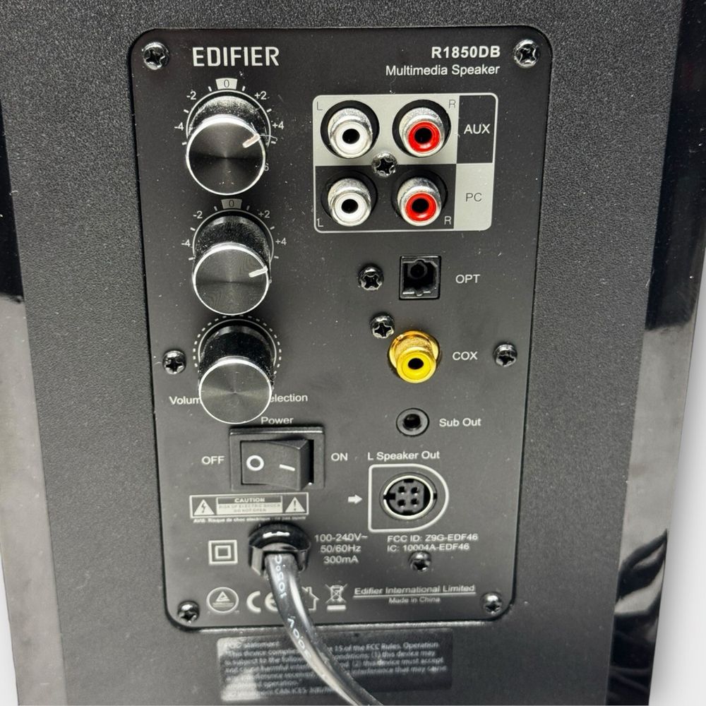 Colunas Edifier R1850DB
