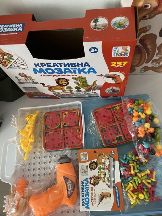 Мозаїка на шурупах з шуруповертом 4в1 динозаври