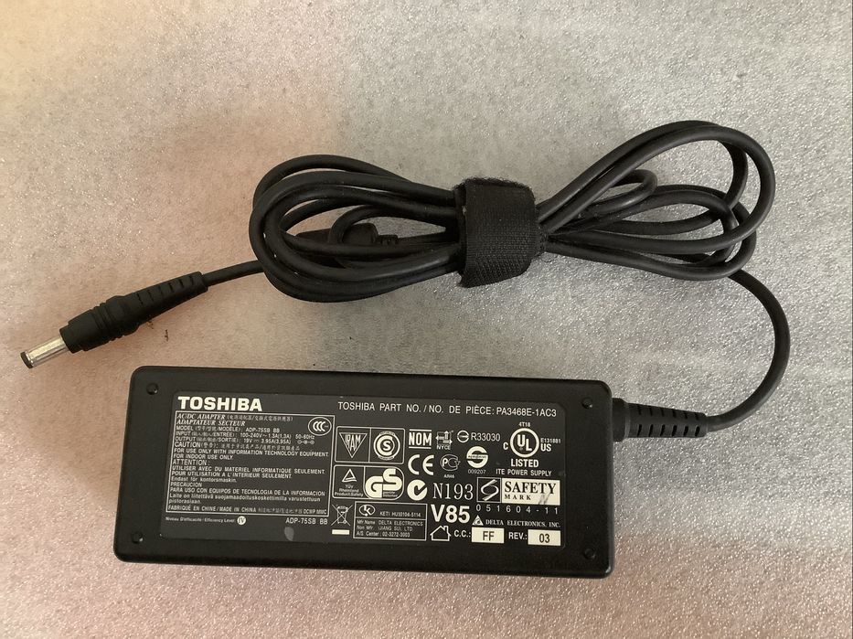 Carregador computador portatil original Toshiba PA3468E-1AC3 19V 3.95A
