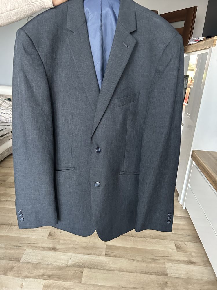 Garnitur męski rozmiar 44  L/xl