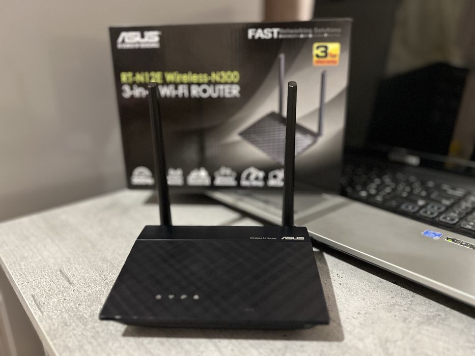 Маршрутизатор ASUS RT-N12E