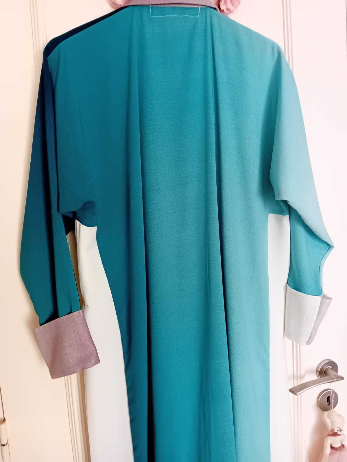 Abaya muçulmana made in Saudi Arabia