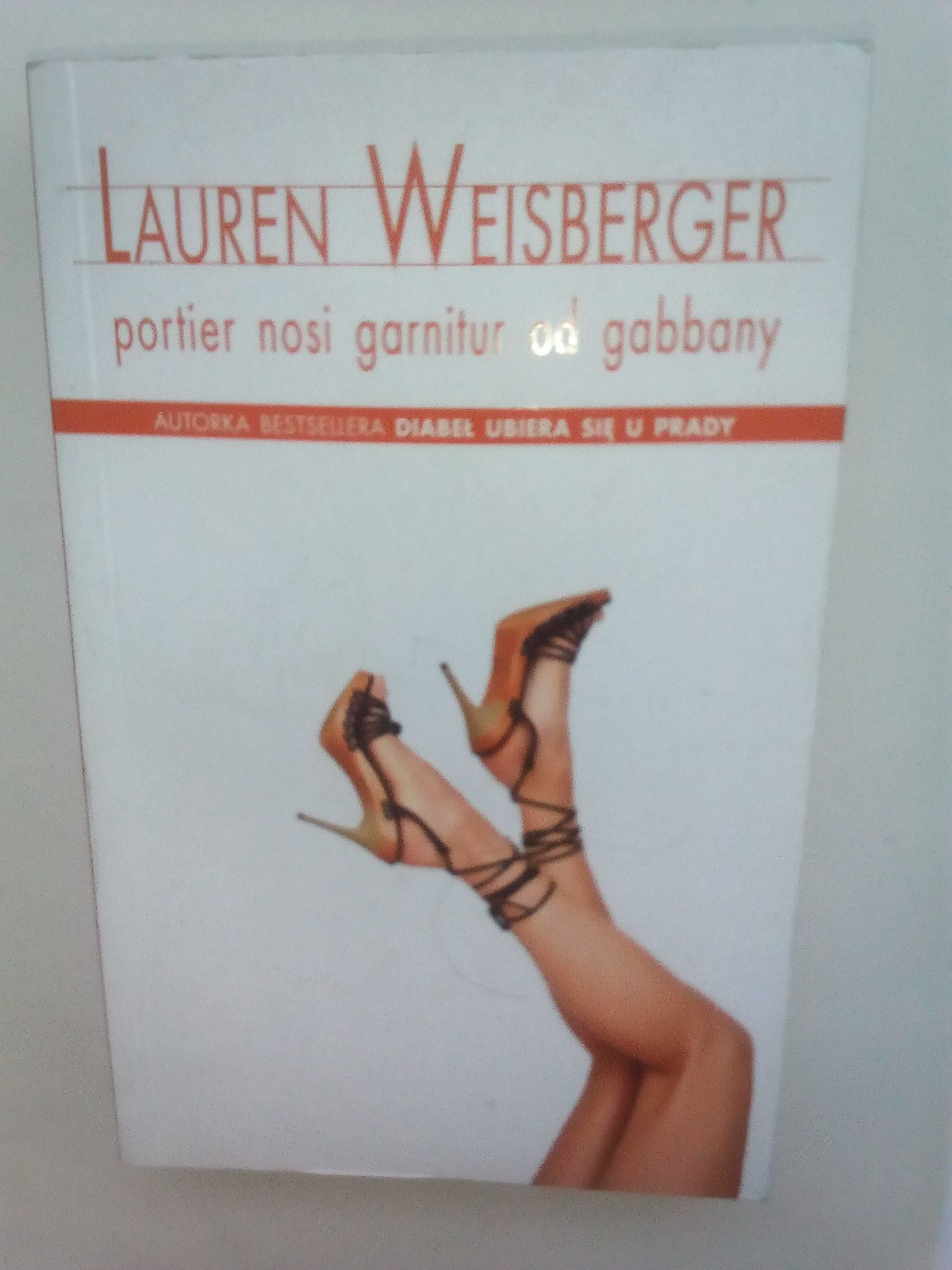 Portier nosi garnitur od Gabbany, Lauren Wiesberger
