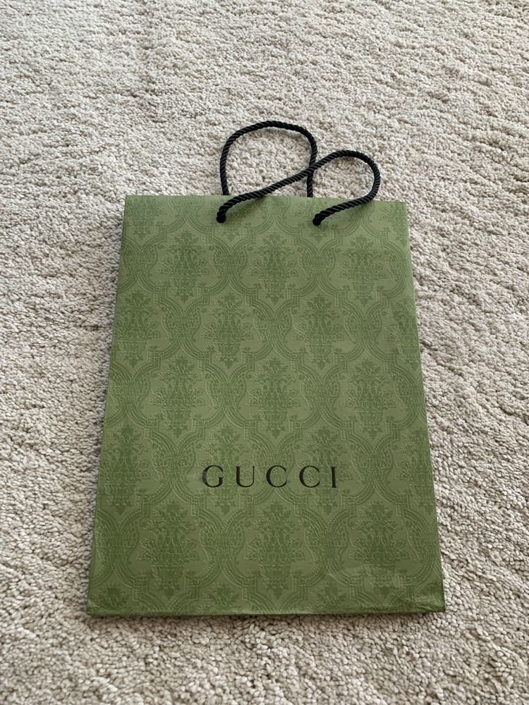 Pudełko prezentowe Gucci