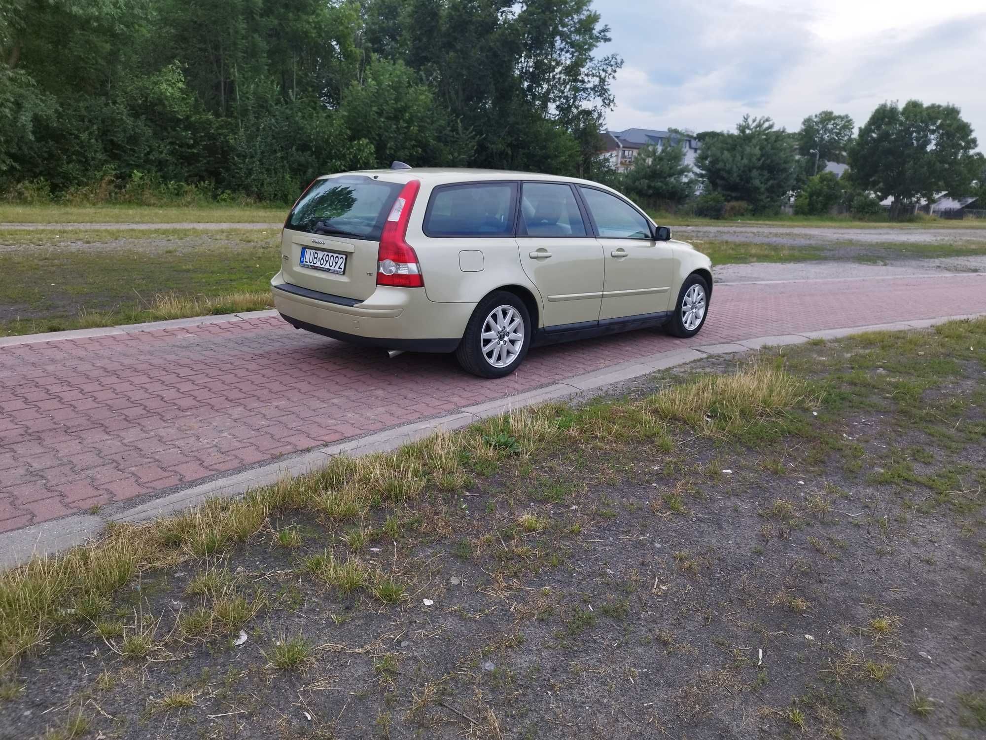 Zadbane Volvo V50 2,5T 220KM LPG Manual, nowy rozrząd, + koła zimowe