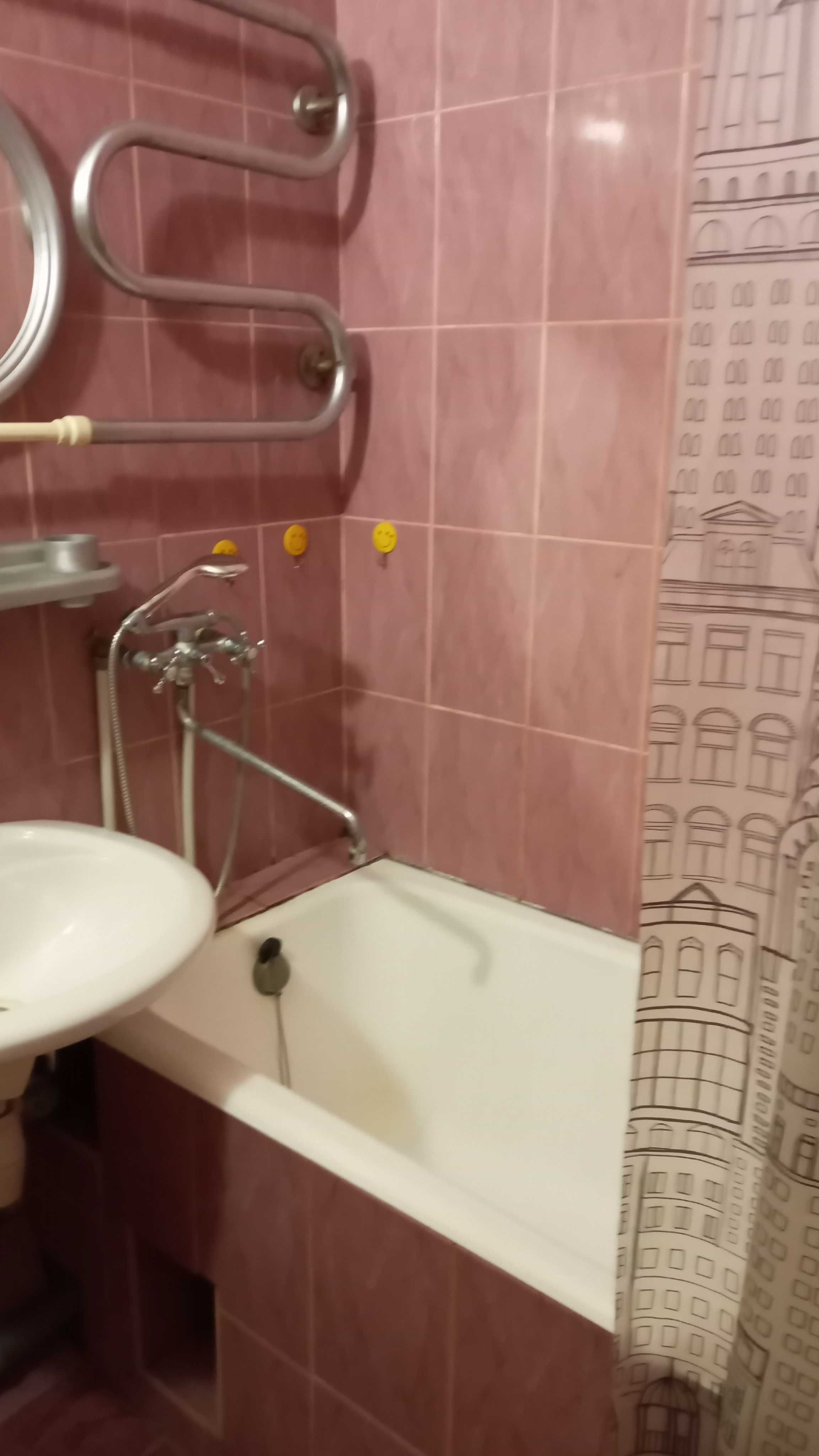 Здам 2к квартиру,м Нивки-15 хв. пiшки, Щербакiвського вул.,56/7