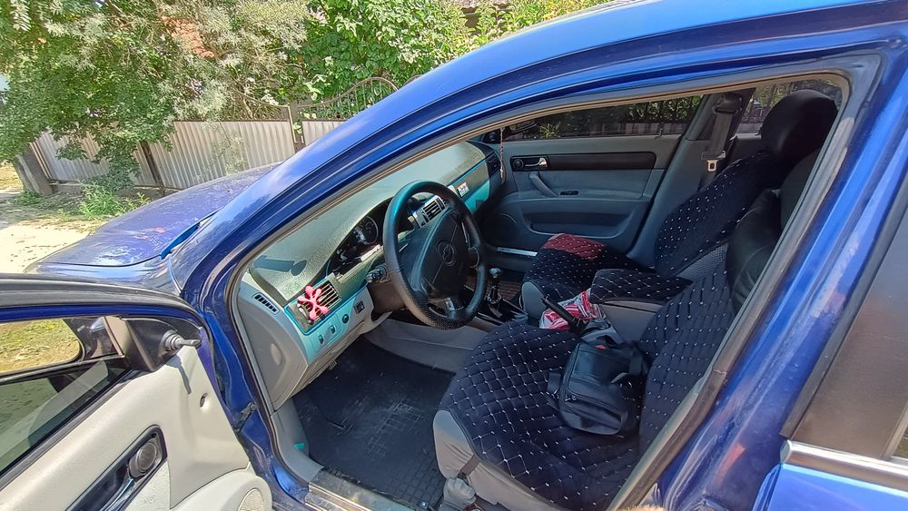 Продам Шевроле Лачетті