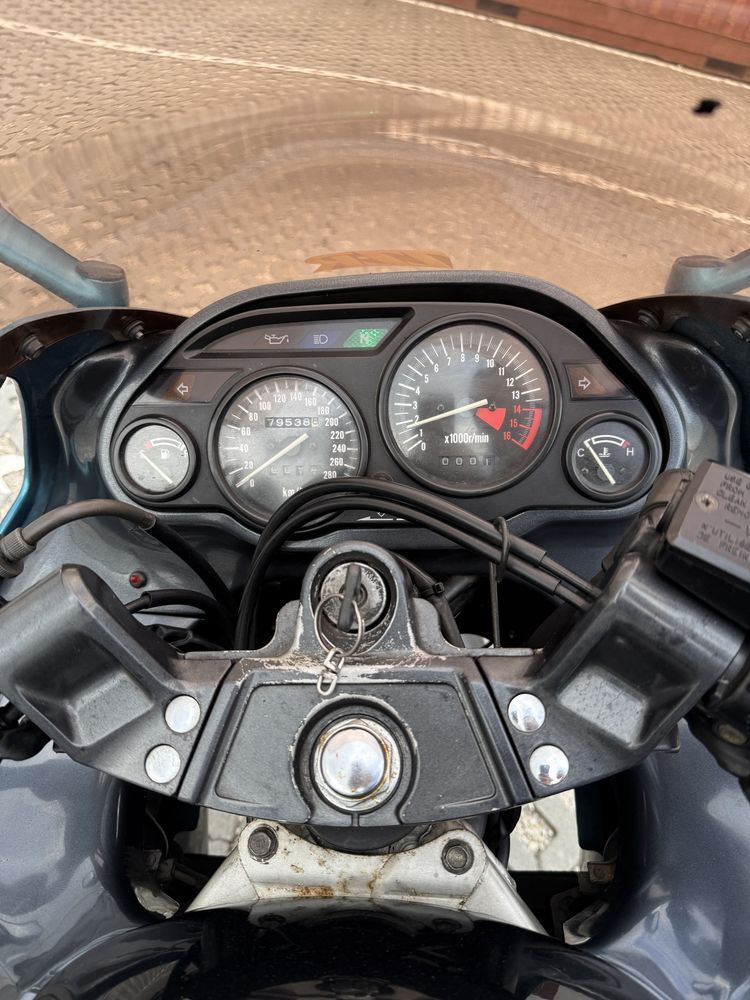 Kawasaki ZZR 600