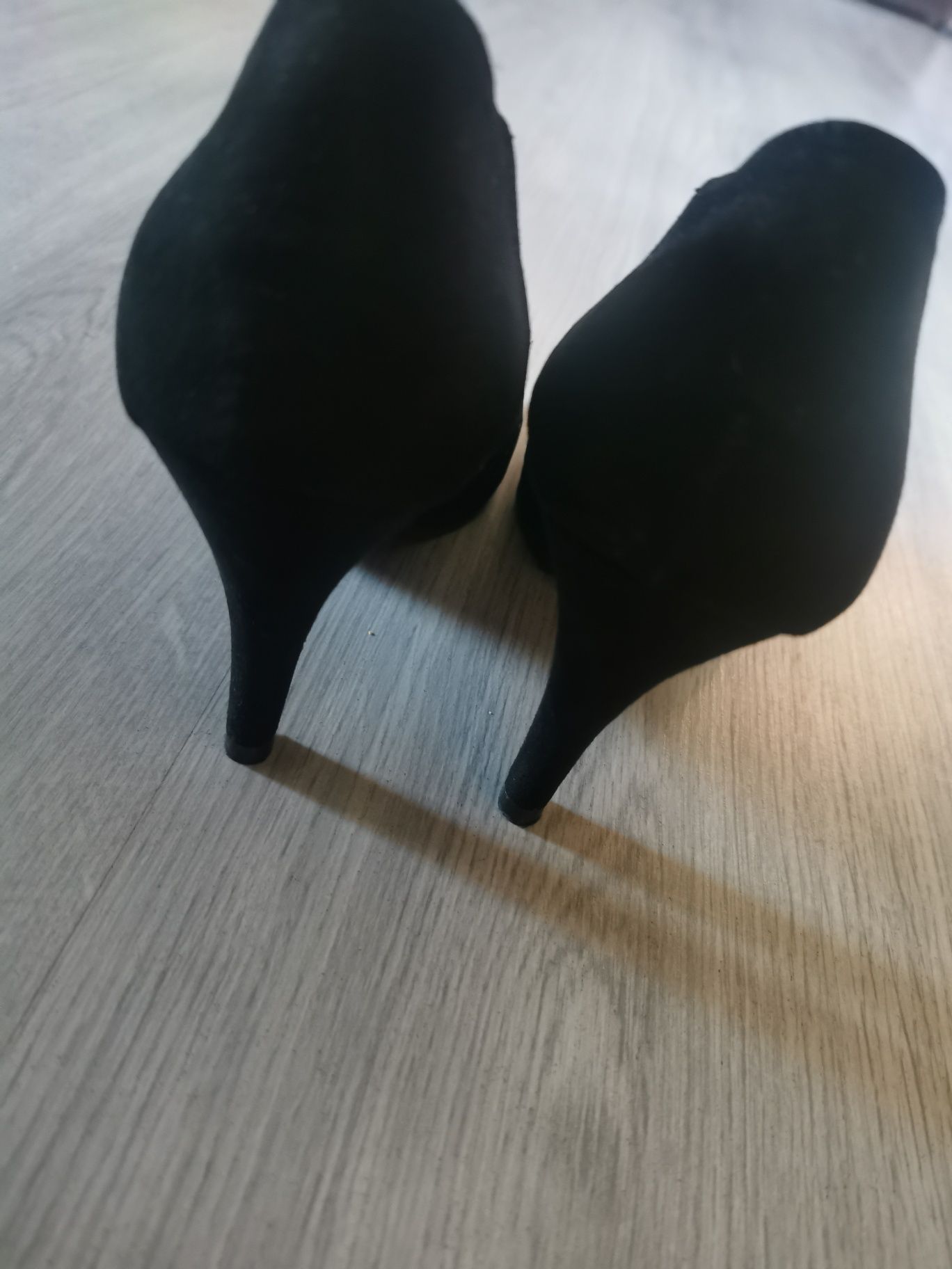 Szpilki 38 czarne