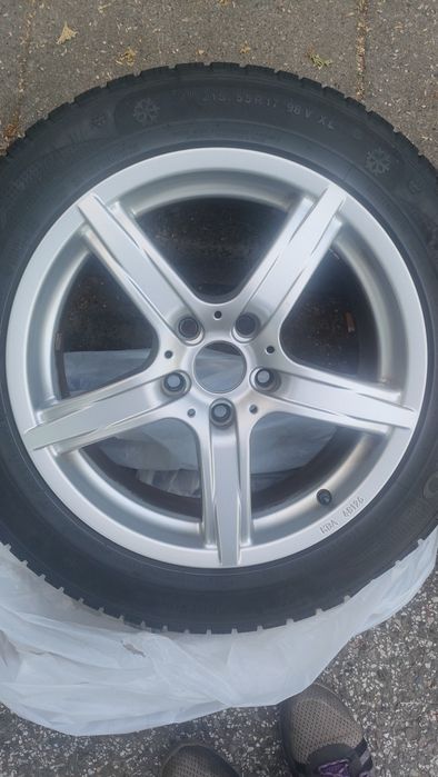 Felgi aluminiowe z oponami 17"