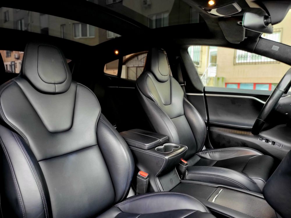 Tesla model S 75 2017р без ДТП в Наявності