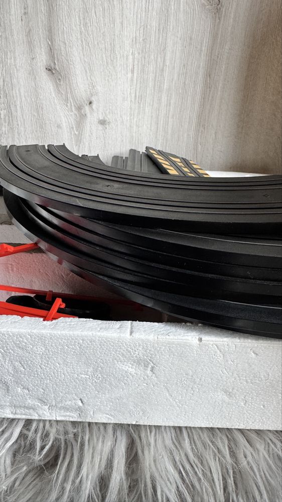Tor zabawkowy Micro Scalextric Need For Speed