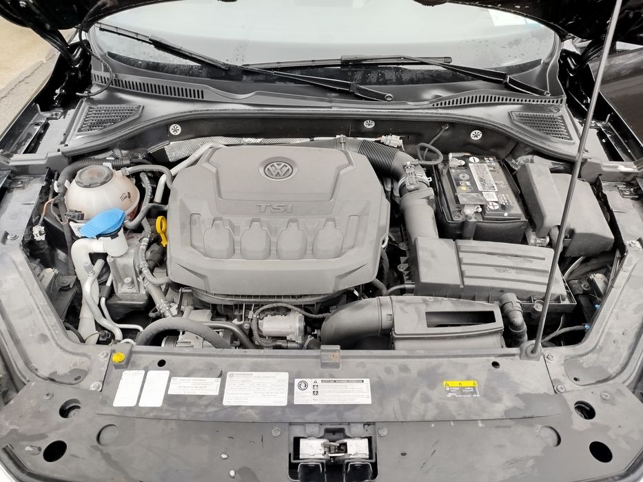 Volkswagen Passat B9 2.0 TSI