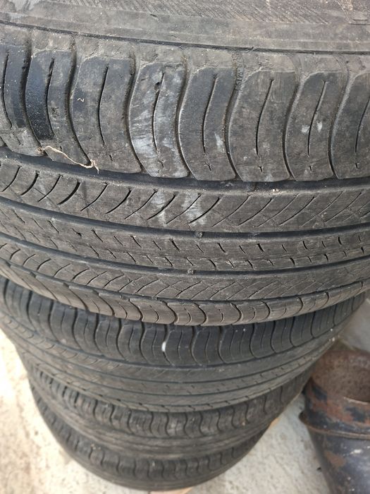 Продам літні шини з оригінальними дисками фольцваген туарег