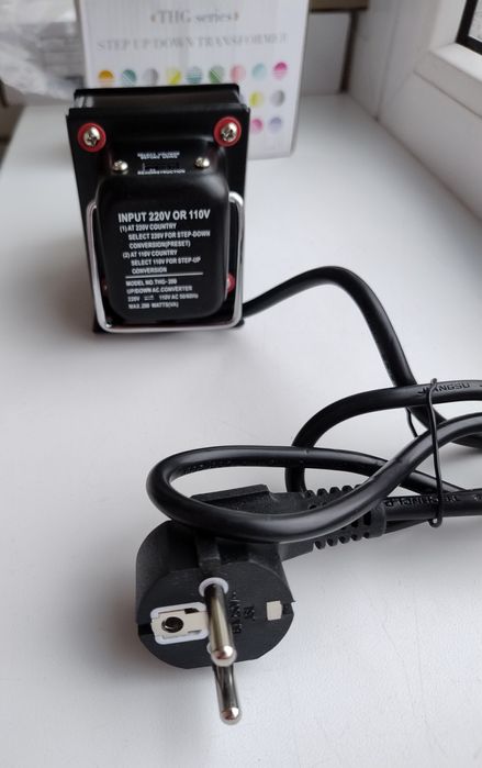 Перетворювач напруги