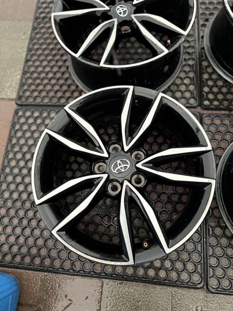 Оригінальні диски toyota camry corola avensis auris Lexus is 5 114 r17