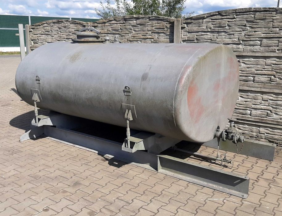 Zbiornik stalowy 4000l na wodę