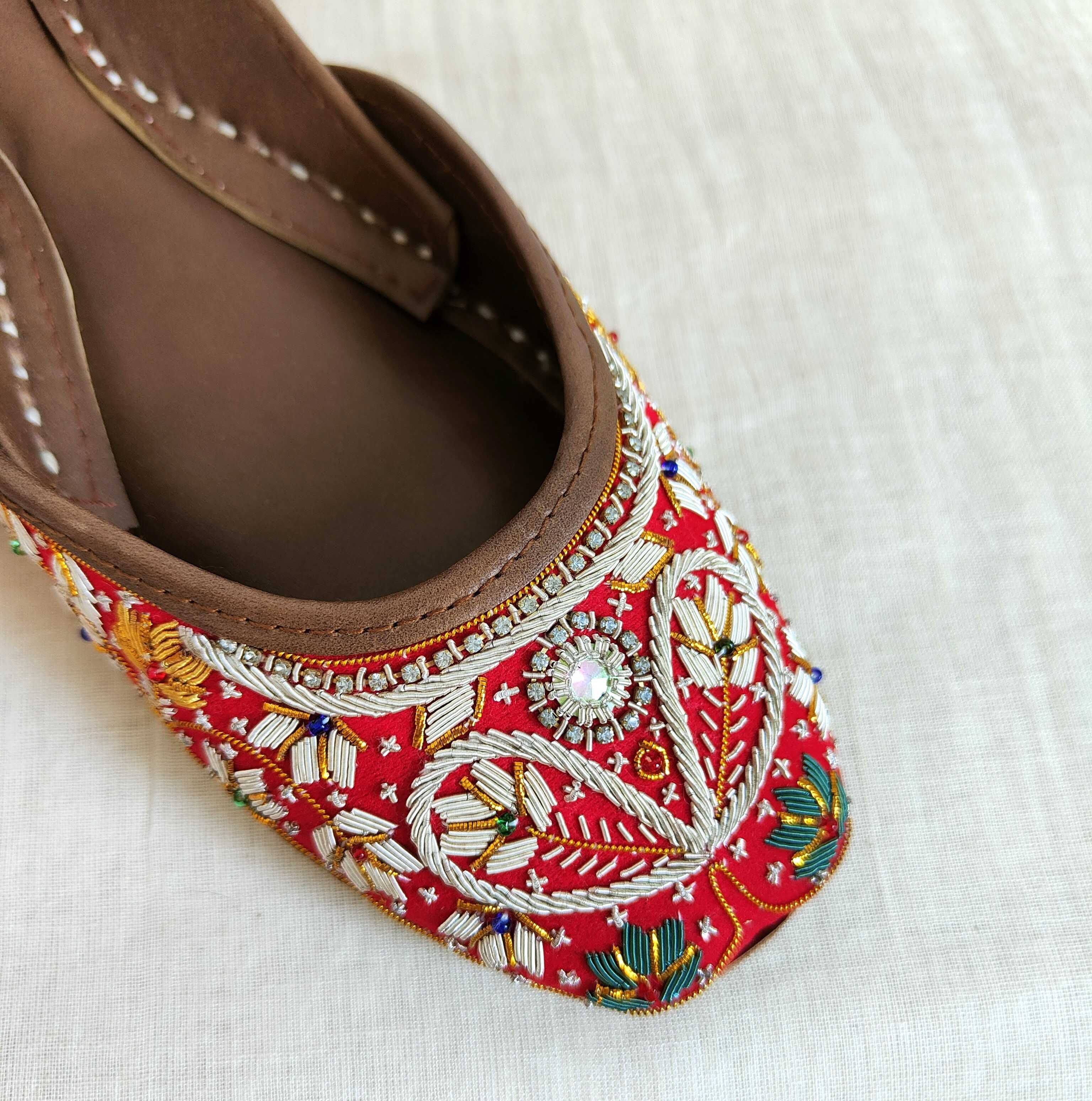 Indyjskie buty baleriny  khussa 37 38 zdobione orient boho księżniczka