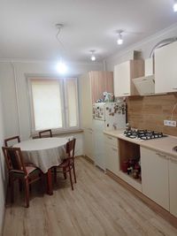 Продається затишна 3-кімнатна квартира з якісним ремонтом на Вишеньці.