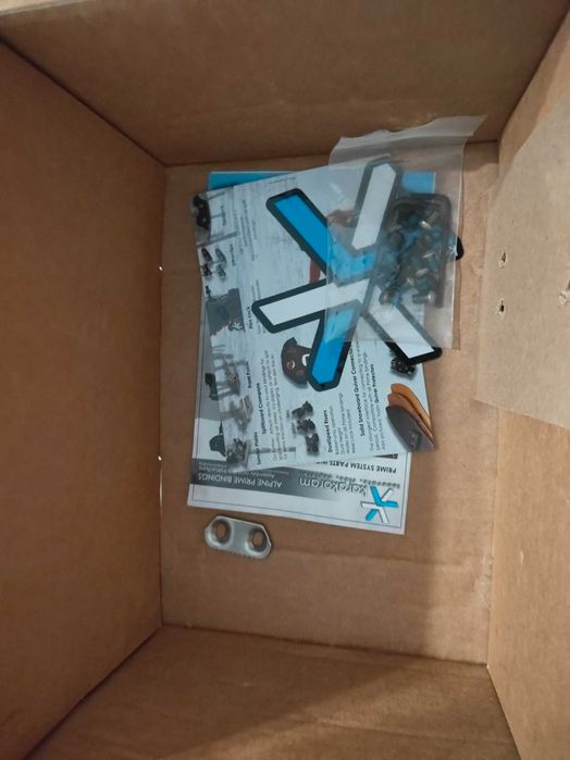 Wiązania splitboardowe Karakoram Nomad rozmiar M splitboard snowboard