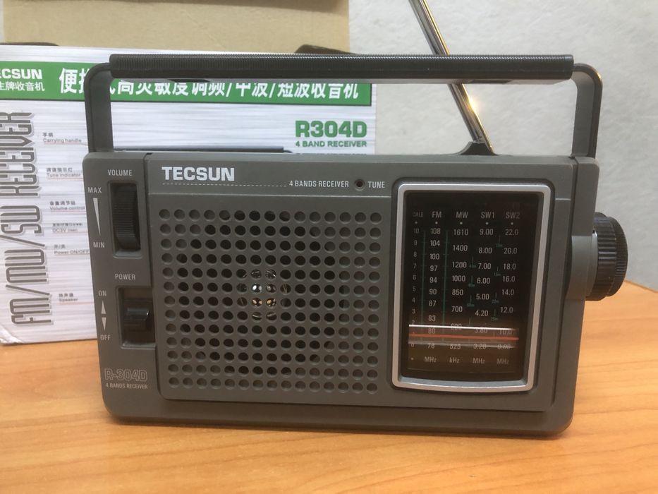 Радилприемник Tecsun R304D