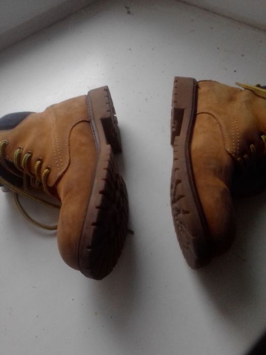 Женские зимние кожаные ботинки