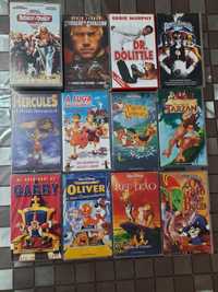 Várias VHS de filmes e desenhos animados