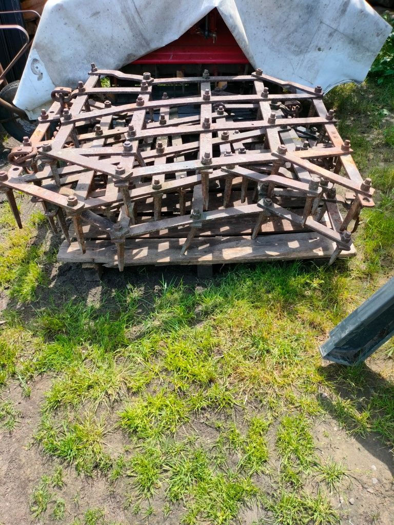 Pole bron ciężkich.